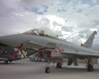 Vista a tre quarti di un Eurofighter "Typhoon". Questa immagine s'ingrandisce in una nuova finestra